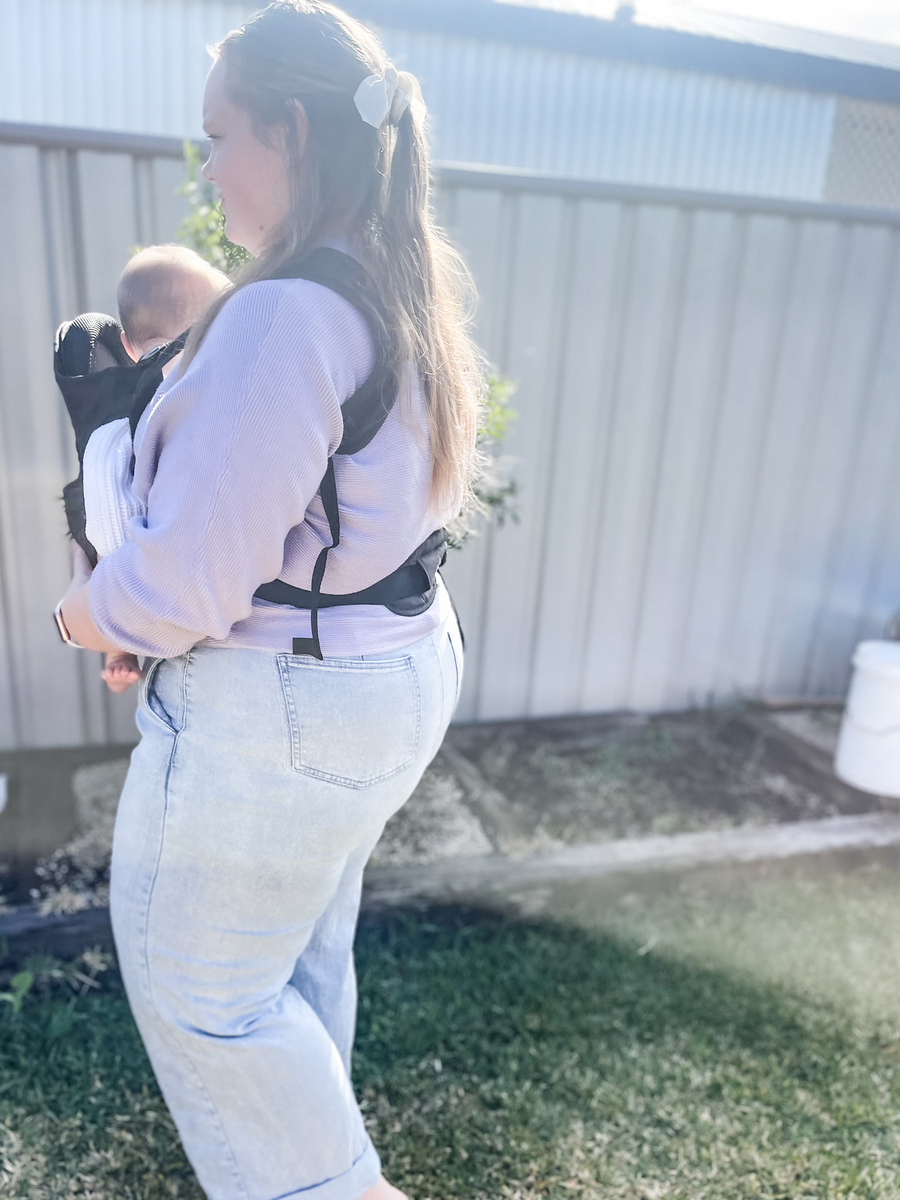 MANHATTAN CARRIER - BLACK