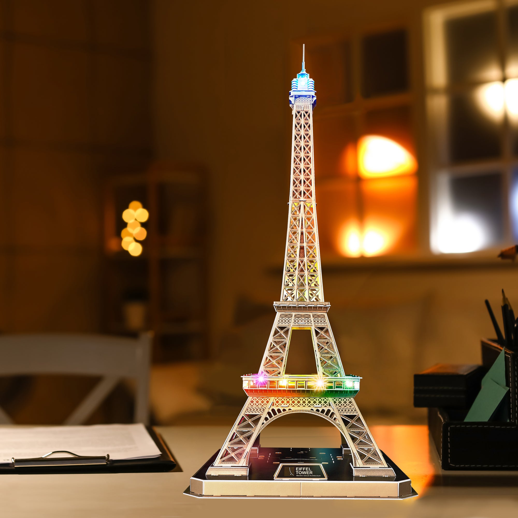 Eiffel Tower
(84 Pcs)